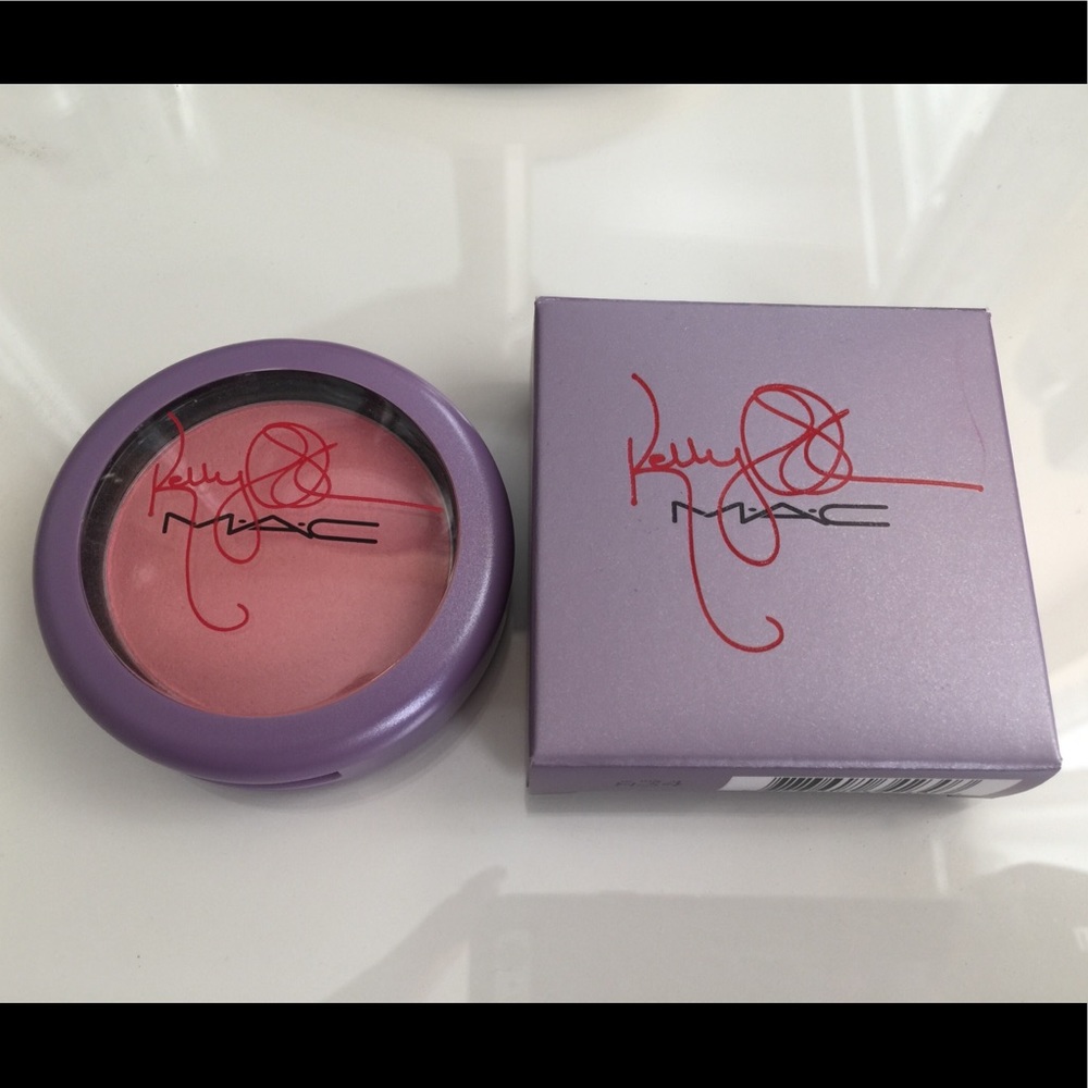 MAC Limited Edition Kelly Osbourne Cheeky Bugger